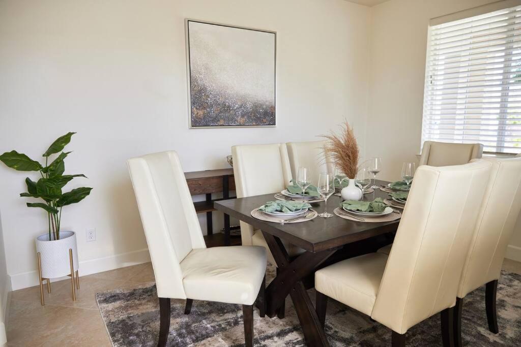 New Upscale House, Tahoe 30-Min W/ Cal King Reno Exterior photo
